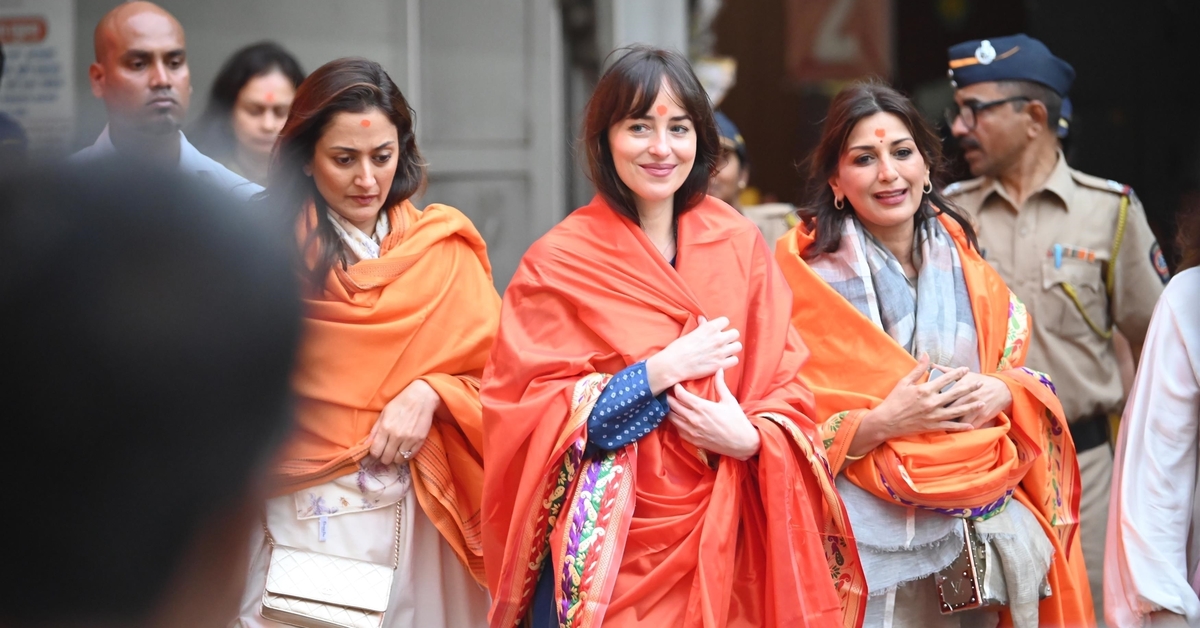 Dakota Johnson Hindistan’da tapınak ziyaretinde bulundu